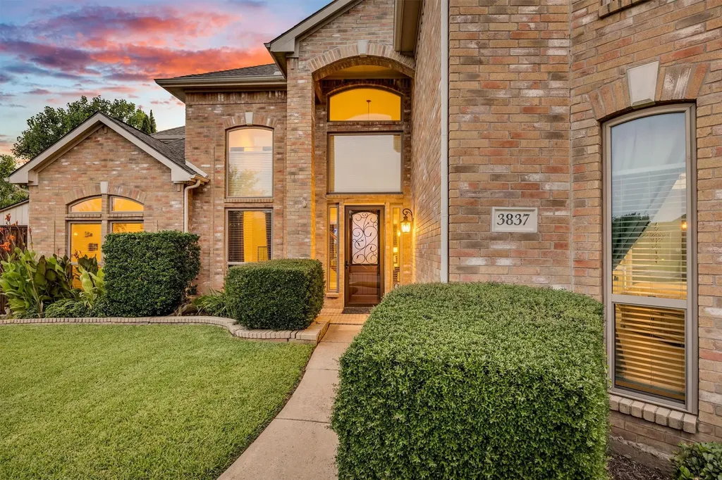 3837 Erath Drive Carrollton TX 75010