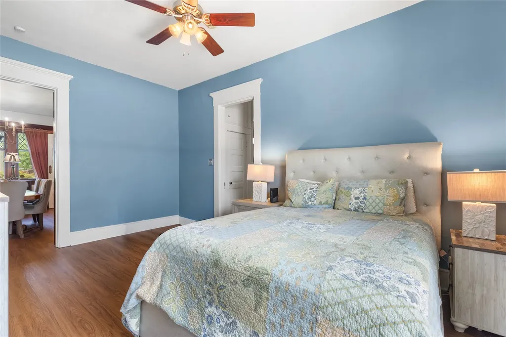 1319 S Crockett Street Sherman TX 75090