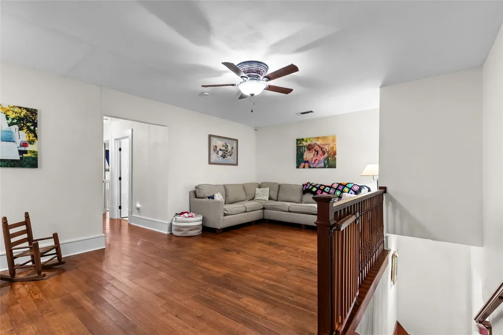 1319 S Crockett Street Sherman TX 75090
