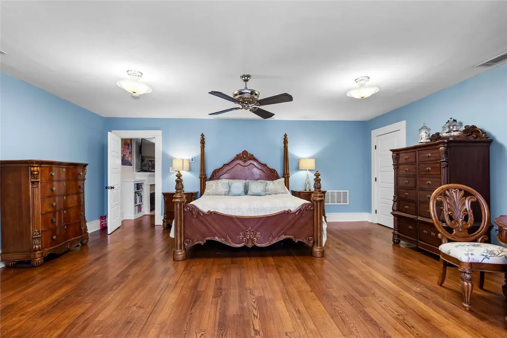 1319 S Crockett Street Sherman TX 75090