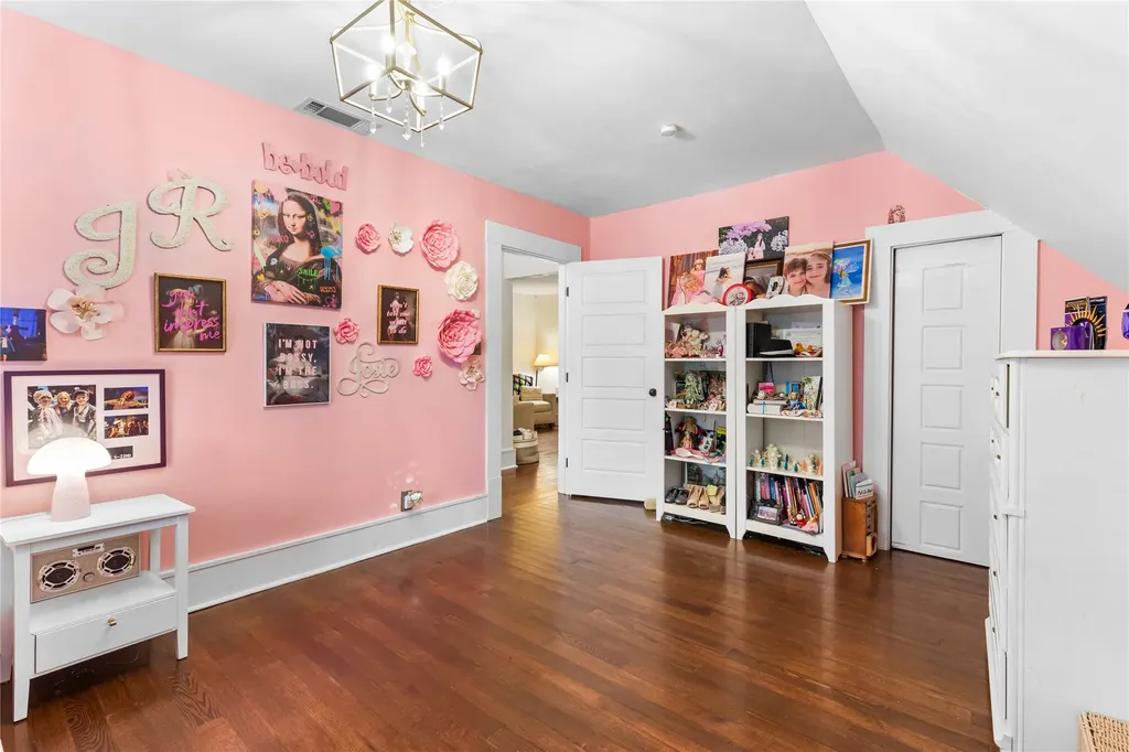 1319 S Crockett Street Sherman TX 75090