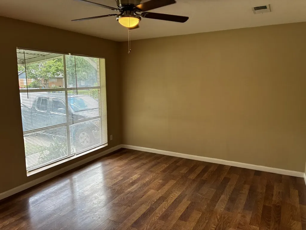 1100 Powell Circle Mesquite TX 75149
