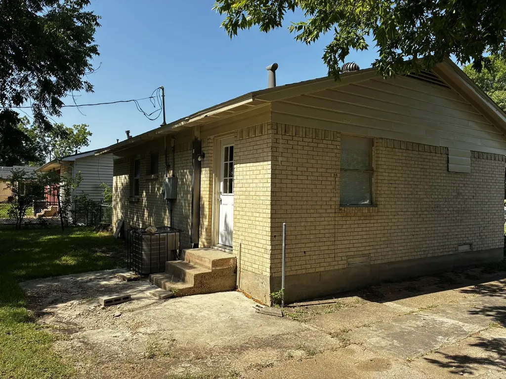 1100 Powell Circle Mesquite TX 75149