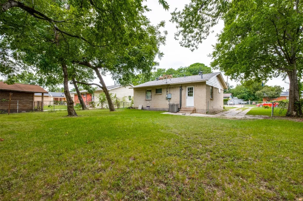 1100 Powell Circle Mesquite TX 75149
