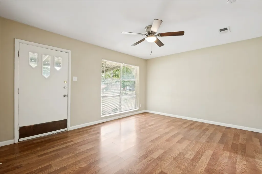 1100 Powell Circle Mesquite TX 75149