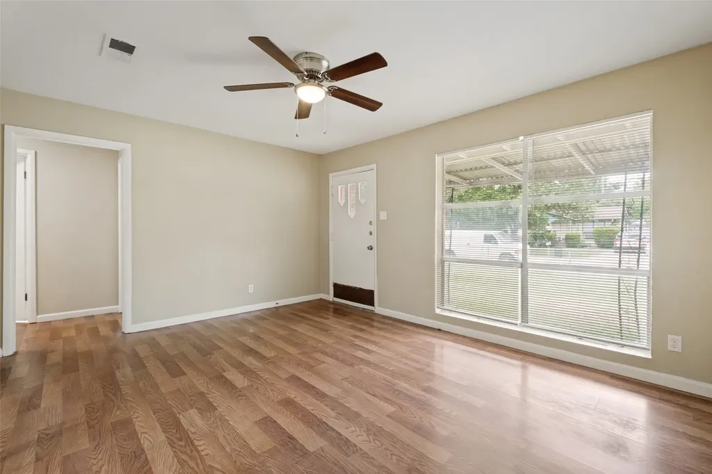 1100 Powell Circle Mesquite TX 75149