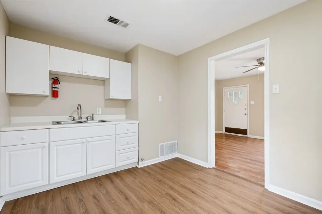 1100 Powell Circle Mesquite TX 75149