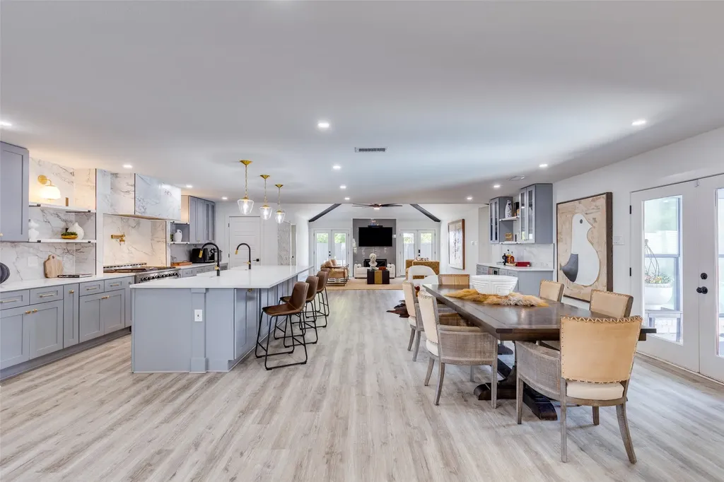 6626 Harvest Glen Drive Dallas TX 75248