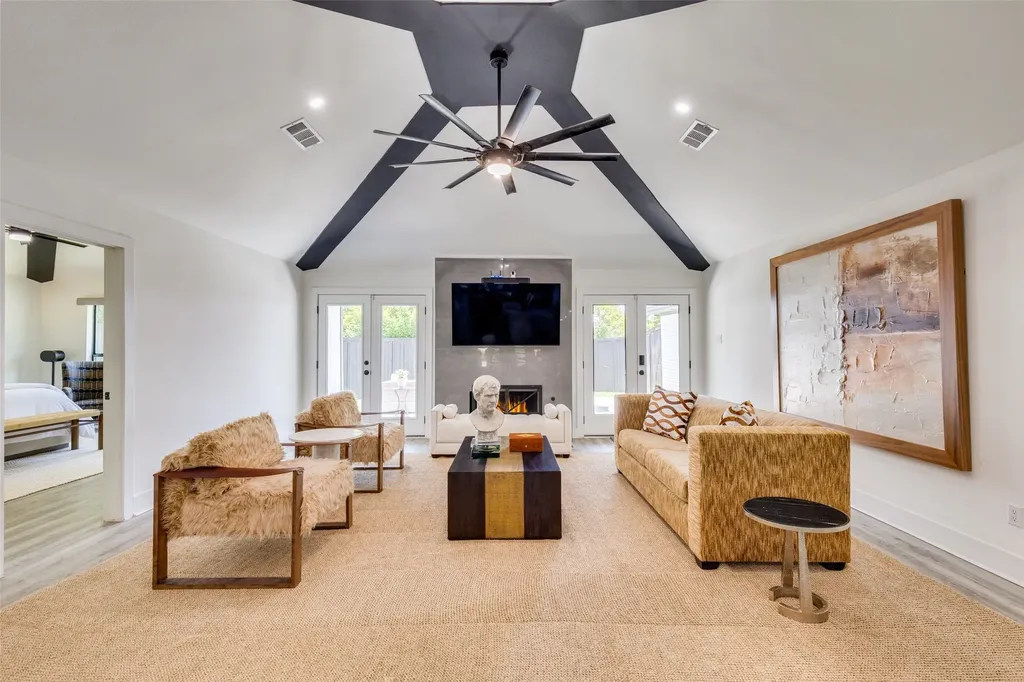 6626 Harvest Glen Drive Dallas TX 75248