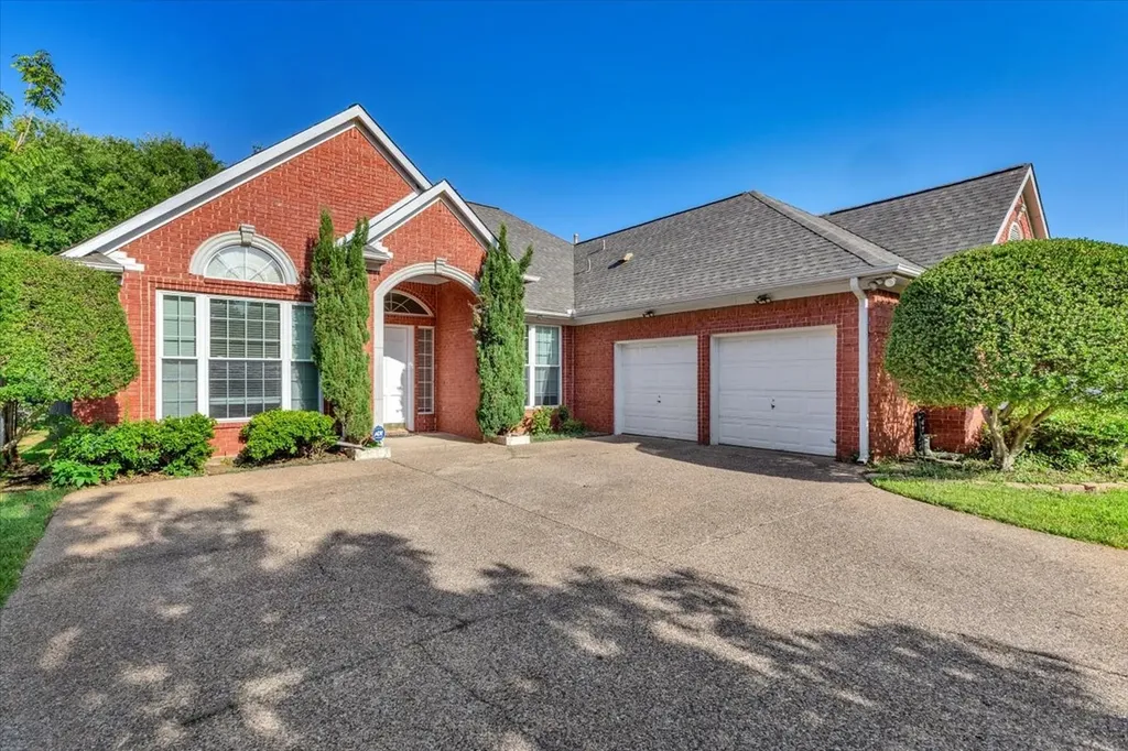 716 Ticonderoga Drive Denton TX 76205