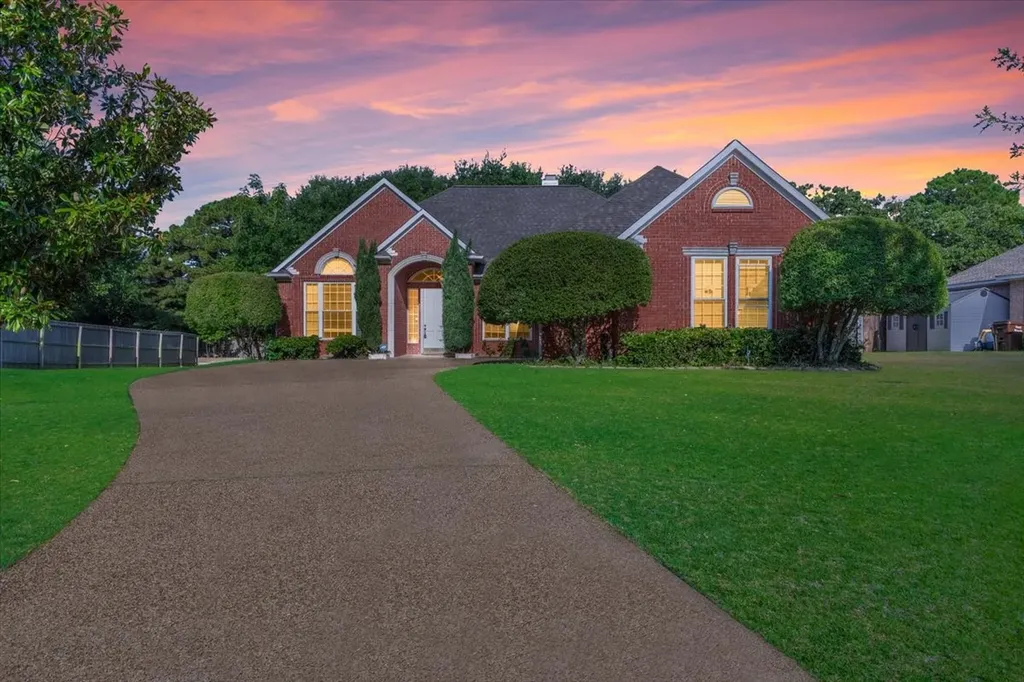 716 Ticonderoga Drive Denton TX 76205