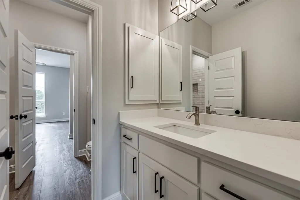 8243 Heritage Glen Drive Red Oak TX 75154