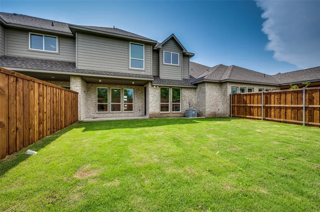 8243 Heritage Glen Drive Red Oak TX 75154