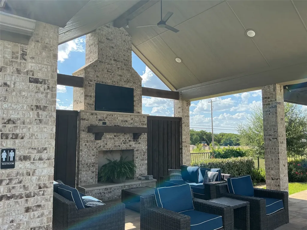 8243 Heritage Glen Drive Red Oak TX 75154