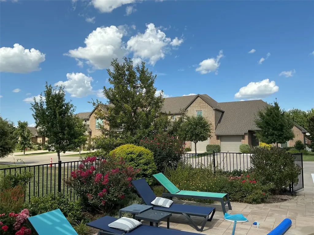 8243 Heritage Glen Drive Red Oak TX 75154