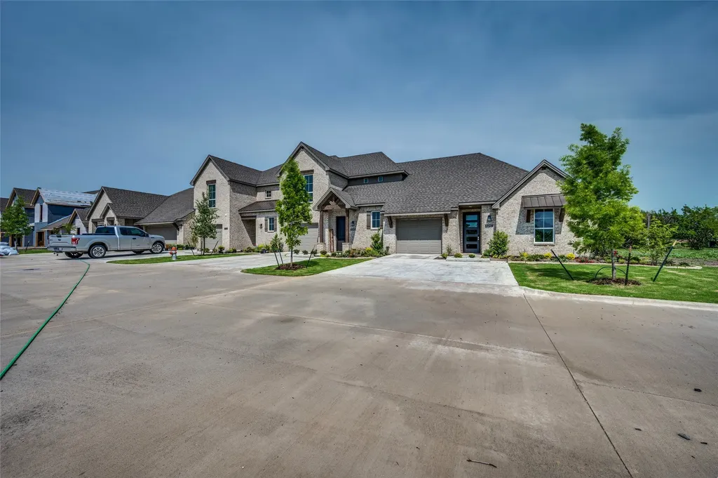 8243 Heritage Glen Drive Red Oak TX 75154