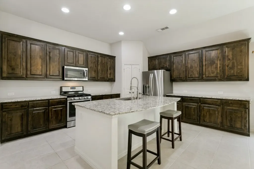 531 Catherine Lane Argyle TX 76226