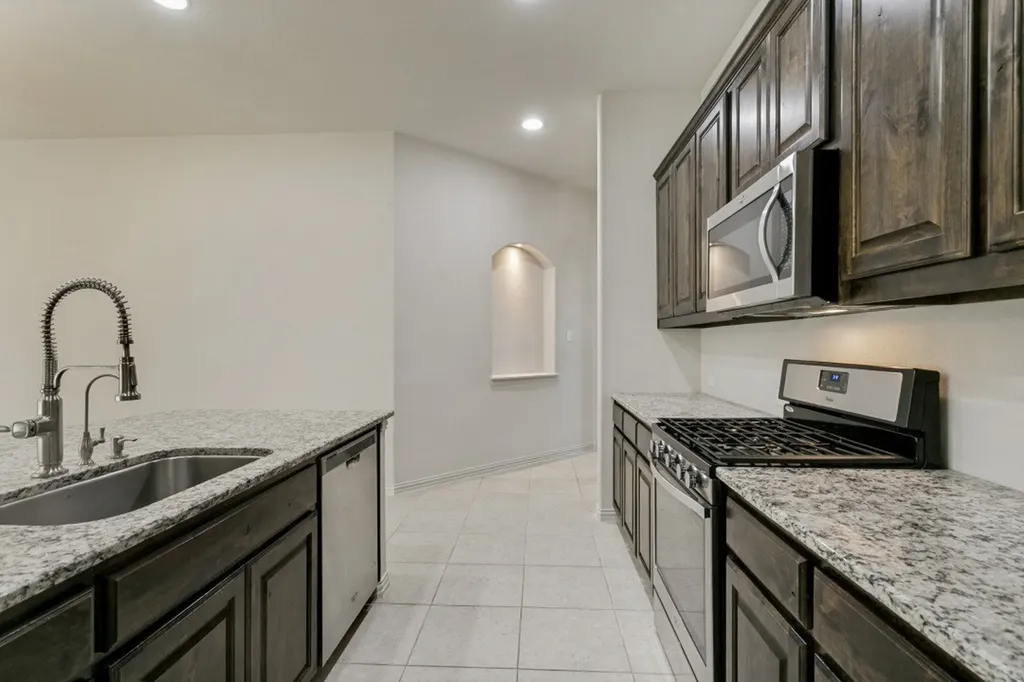 531 Catherine Lane Argyle TX 76226