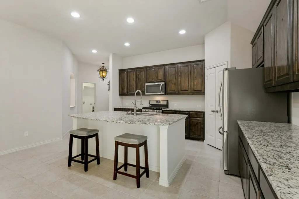 531 Catherine Lane Argyle TX 76226
