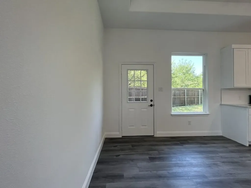 117 Leatherwood Street Waxahachie TX 75165