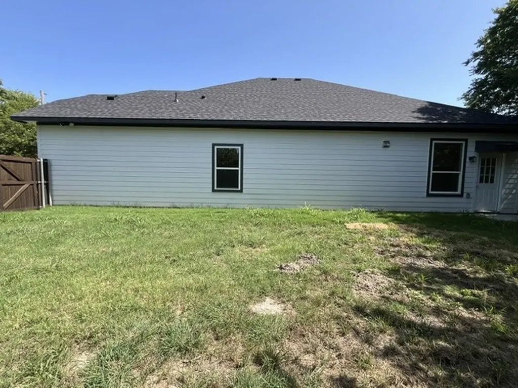 117 Leatherwood Street Waxahachie TX 75165
