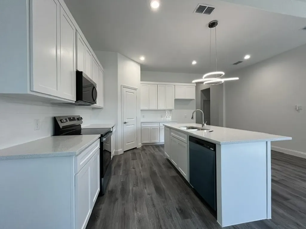 117 Leatherwood Street Waxahachie TX 75165