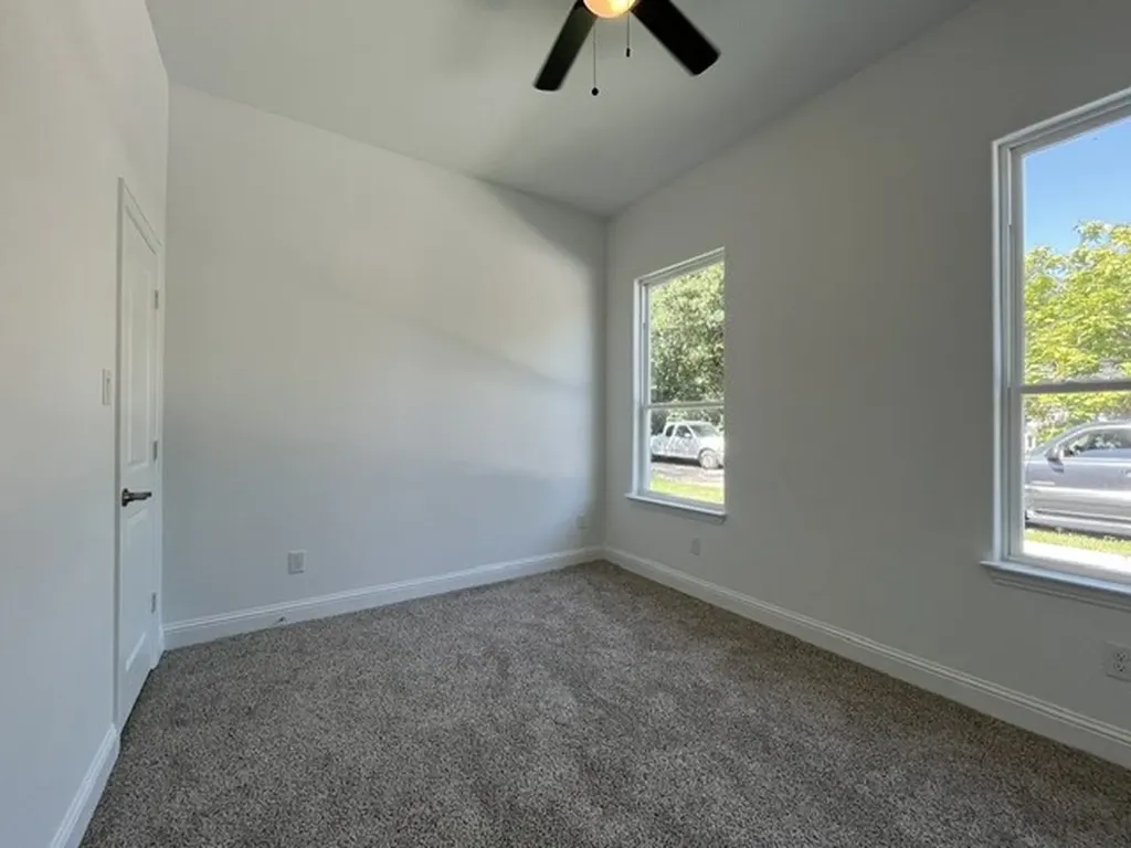 117 Leatherwood Street Waxahachie TX 75165