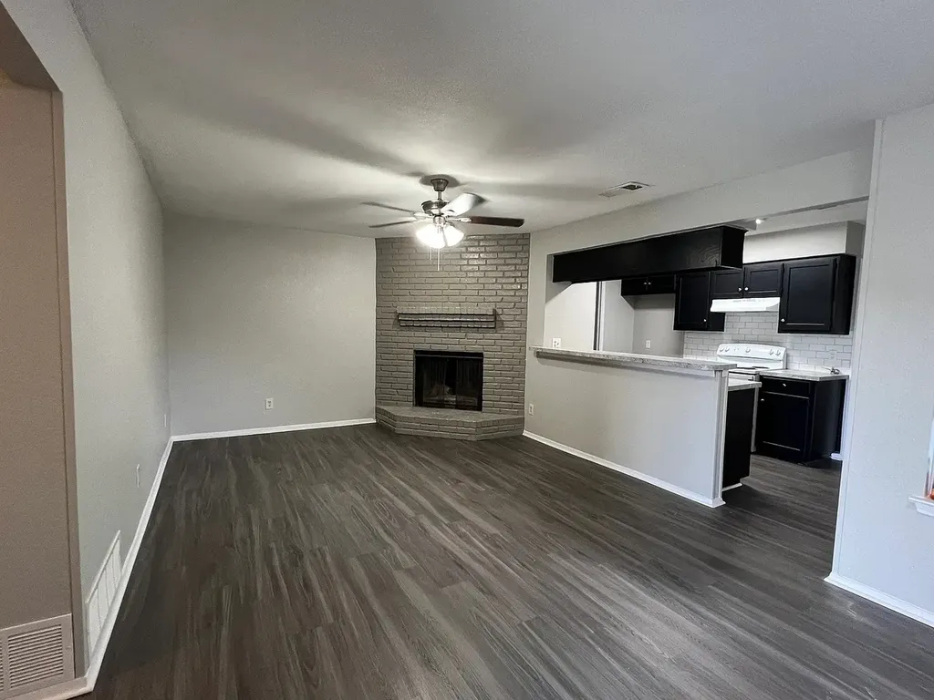 2408 Indigo Lane Arlington TX 76015