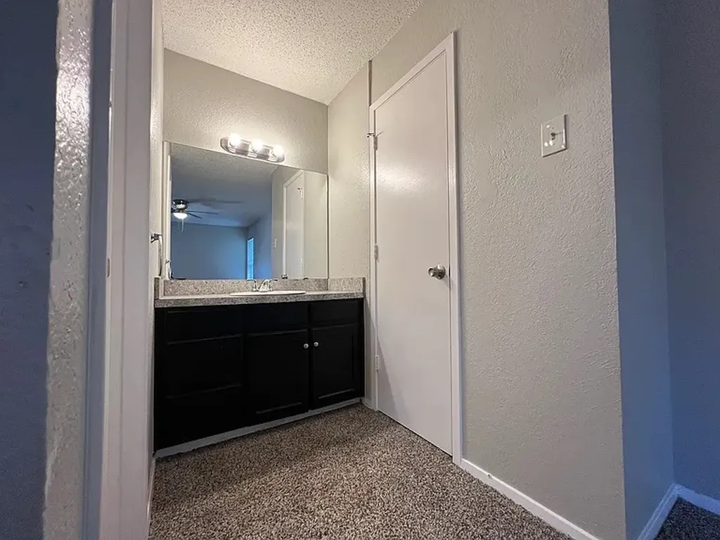 2408 Indigo Lane Arlington TX 76015