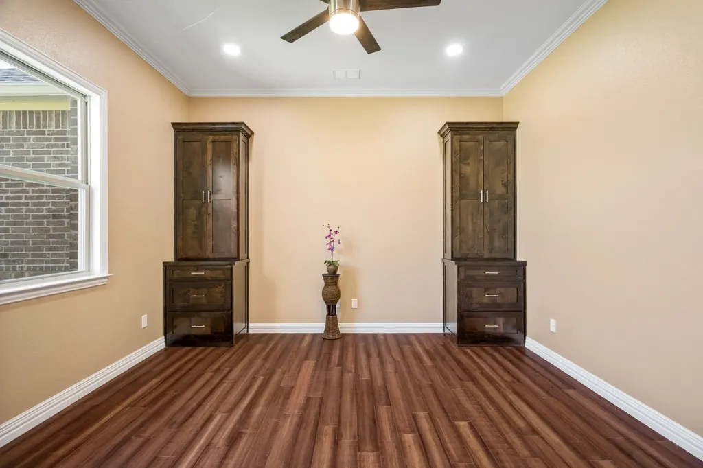 350 Farrar Road Waxahachie TX 75165