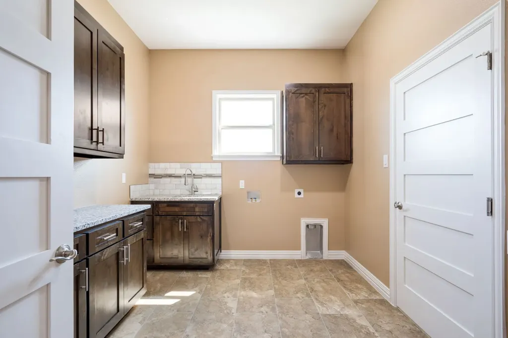 350 Farrar Road Waxahachie TX 75165