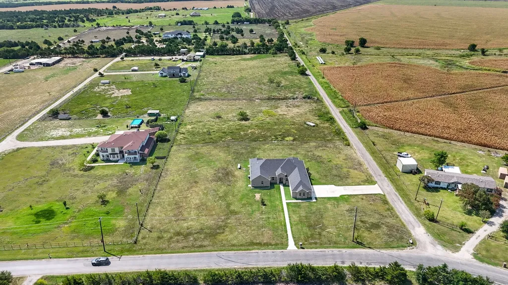 350 Farrar Road Waxahachie TX 75165