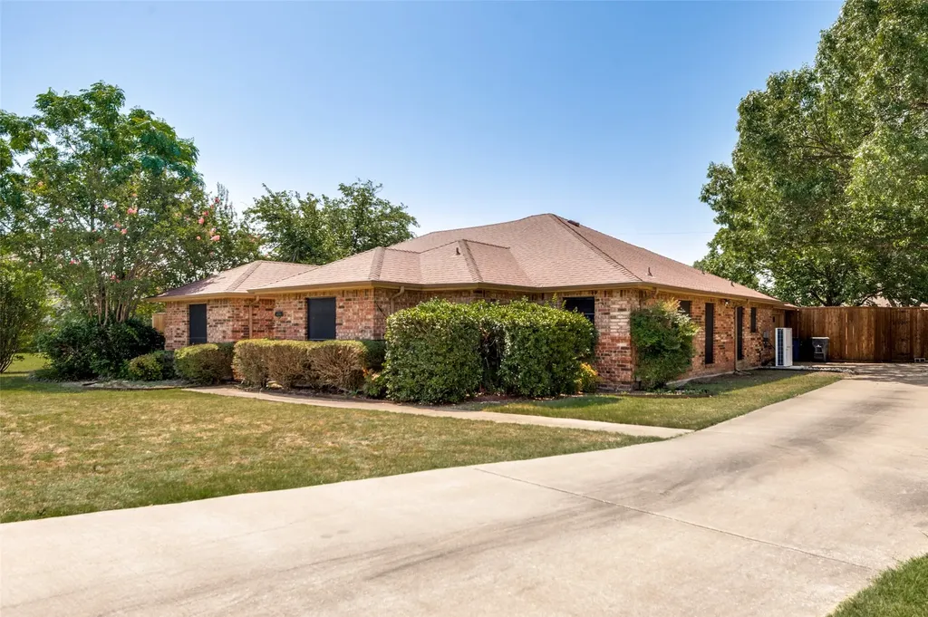 6716 Gold Dust Trail Dallas TX 75252