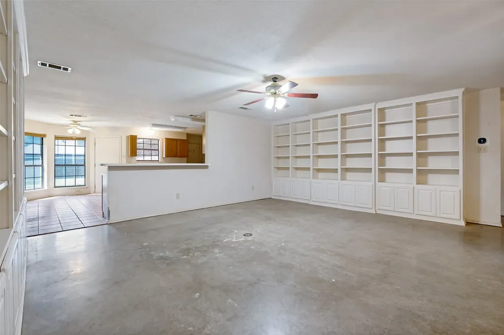 6716 Gold Dust Trail Dallas TX 75252