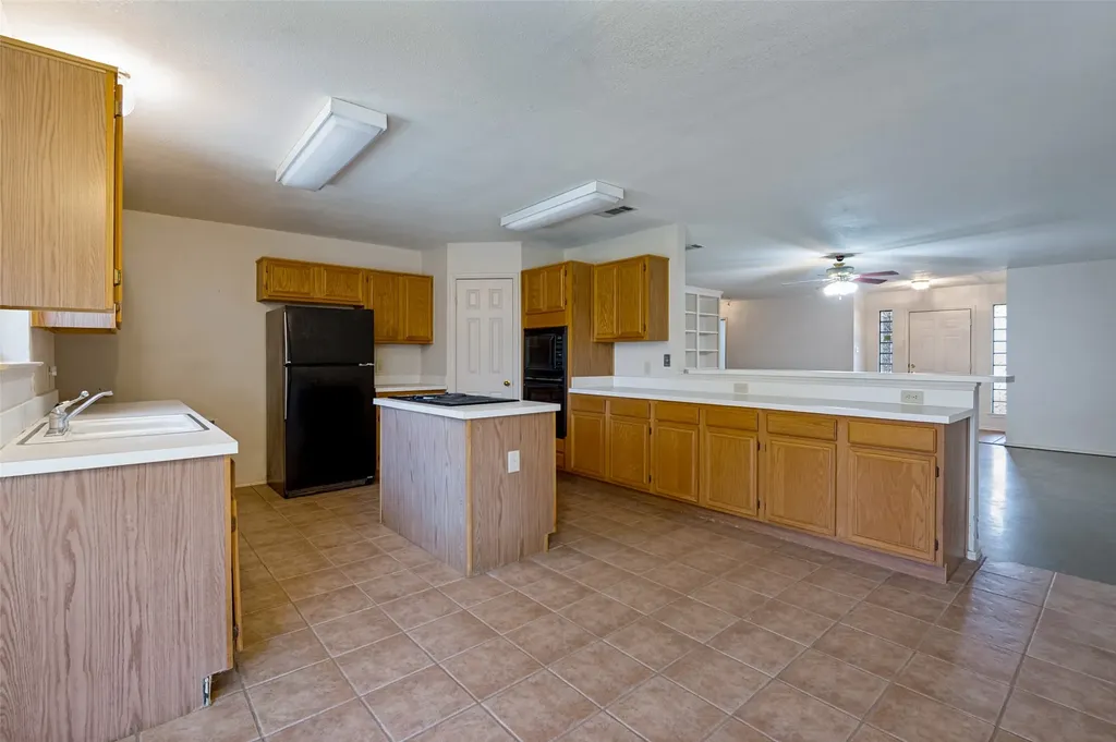 6716 Gold Dust Trail Dallas TX 75252