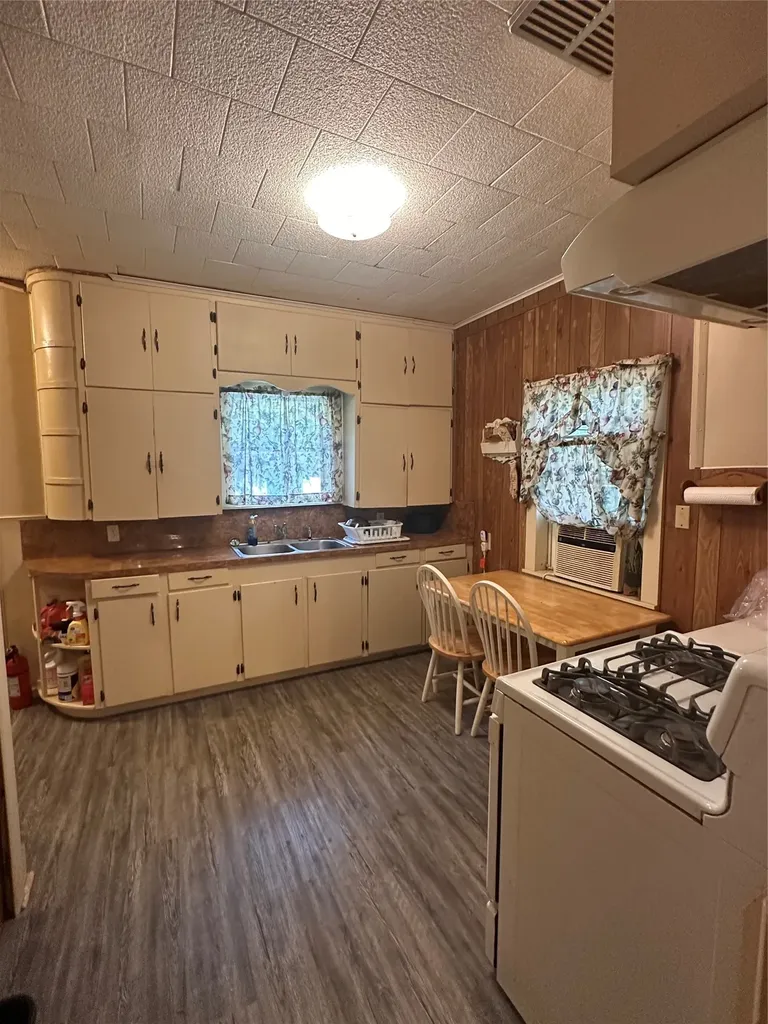 136 N Kollman Road Mexia TX 76667