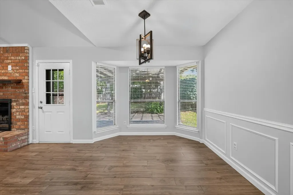 2409 Poppy Lane Euless TX 76039