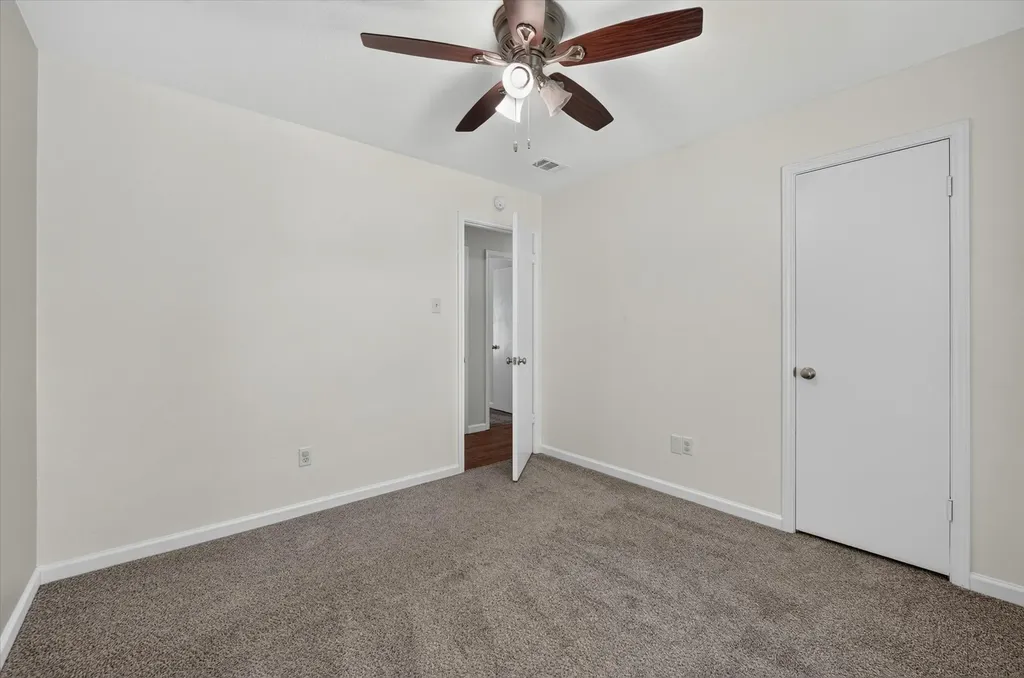 2409 Poppy Lane Euless TX 76039