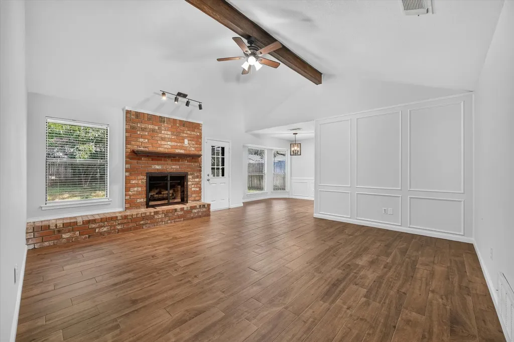 2409 Poppy Lane Euless TX 76039