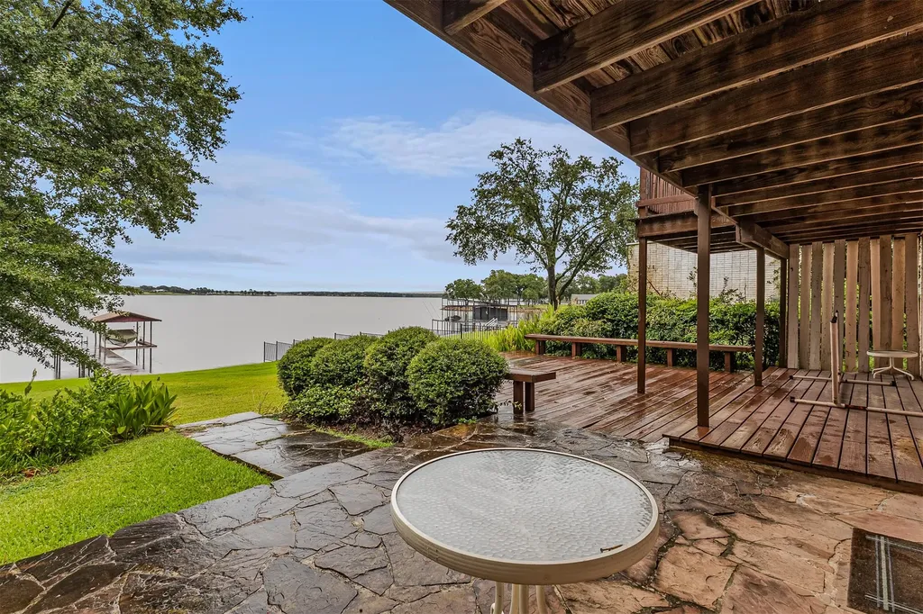 17 Shoreline Drive Star Harbor TX 75148