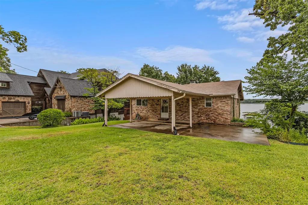 17 Shoreline Drive Star Harbor TX 75148