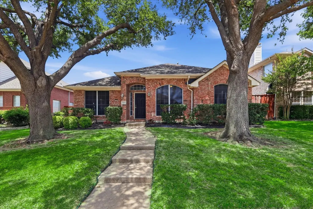 3704 Cottonwood Springs Drive The Colony TX 75056