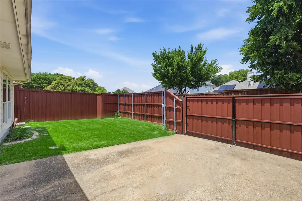 3704 Cottonwood Springs Drive The Colony TX 75056