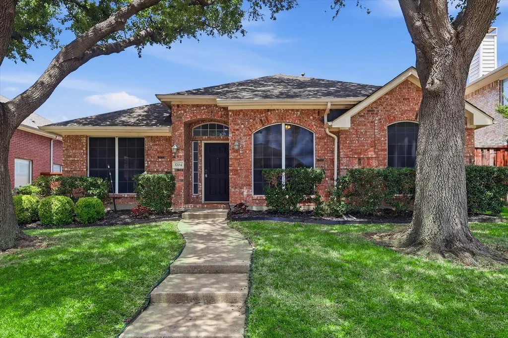 3704 Cottonwood Springs Drive The Colony TX 75056