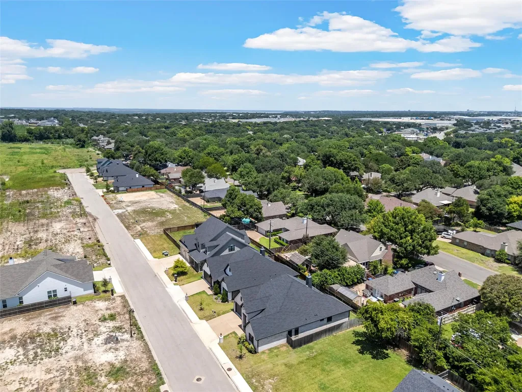 1417 Tranquility Trail Waco TX 76712