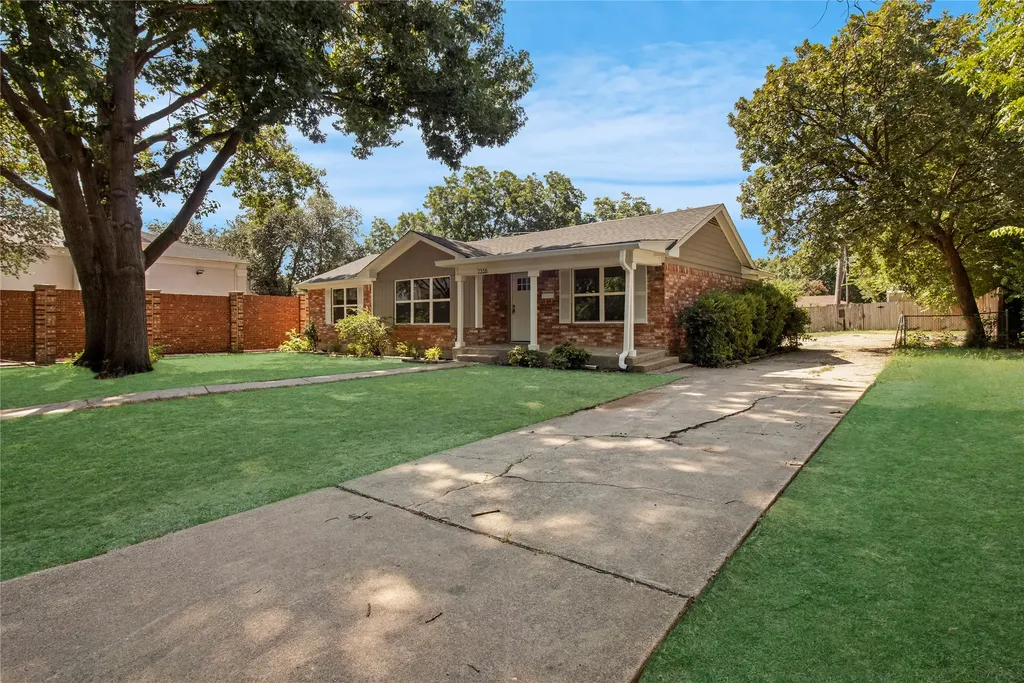 7358 Winnell Way North Richland Hills TX 76180
