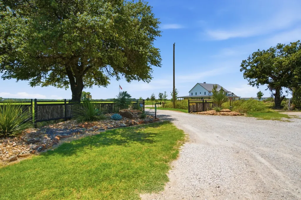 1670 N Bosley Road Santo TX 76472