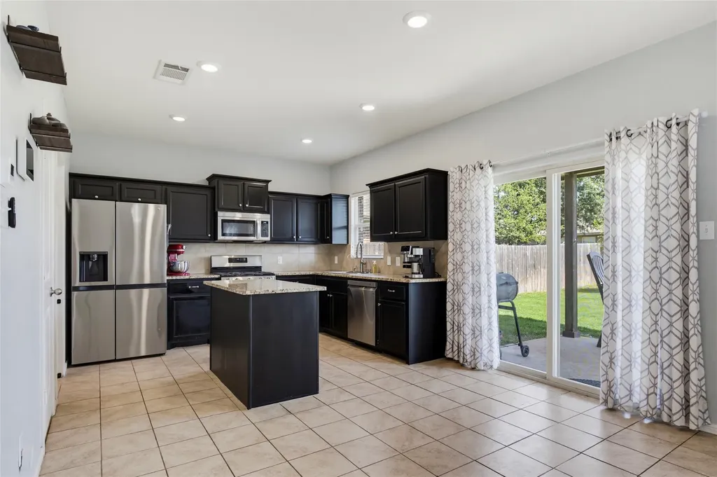 753 Rutherford Drive Crowley TX 76036