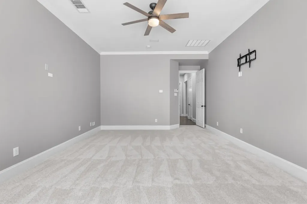 9161 Cedar Ridge Lantana TX 76226