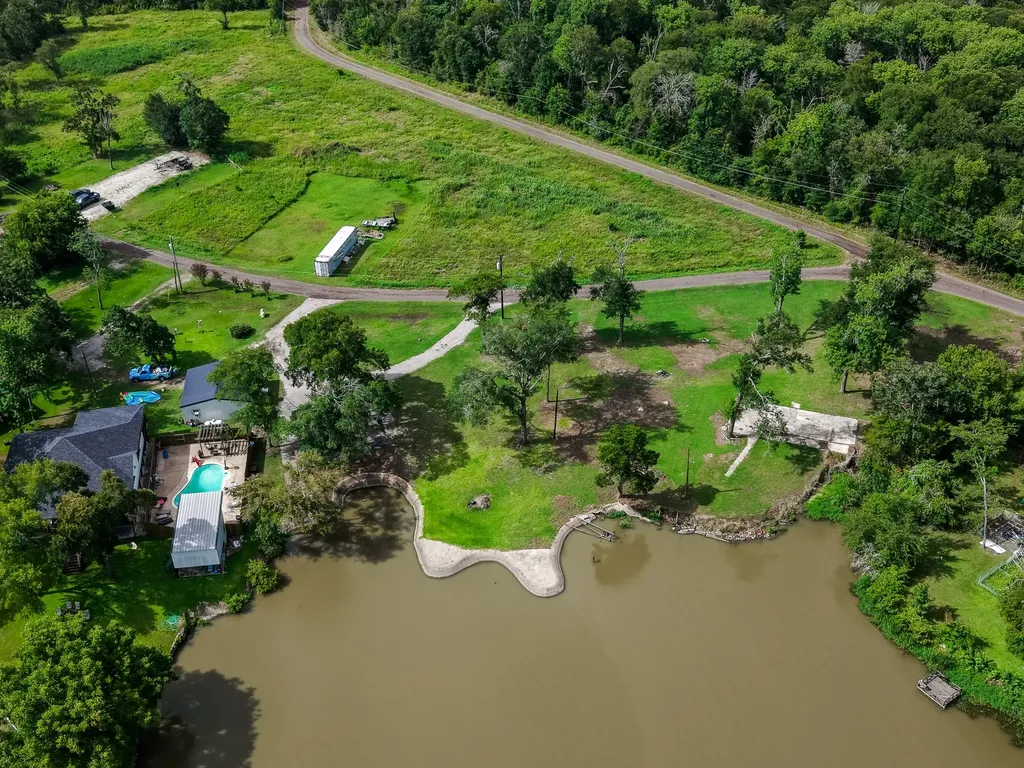 105 Lcr Burr Oak Mexia TX 76667